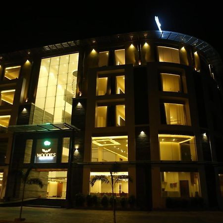 Woodies Bleisure Hotel Kozhikode Εξωτερικό φωτογραφία