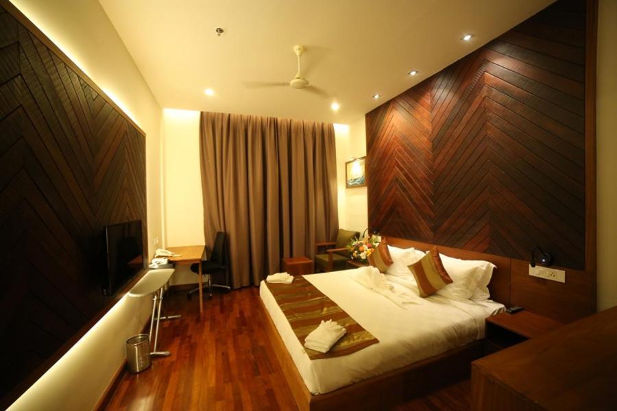 Woodies Bleisure Hotel Kozhikode Εξωτερικό φωτογραφία