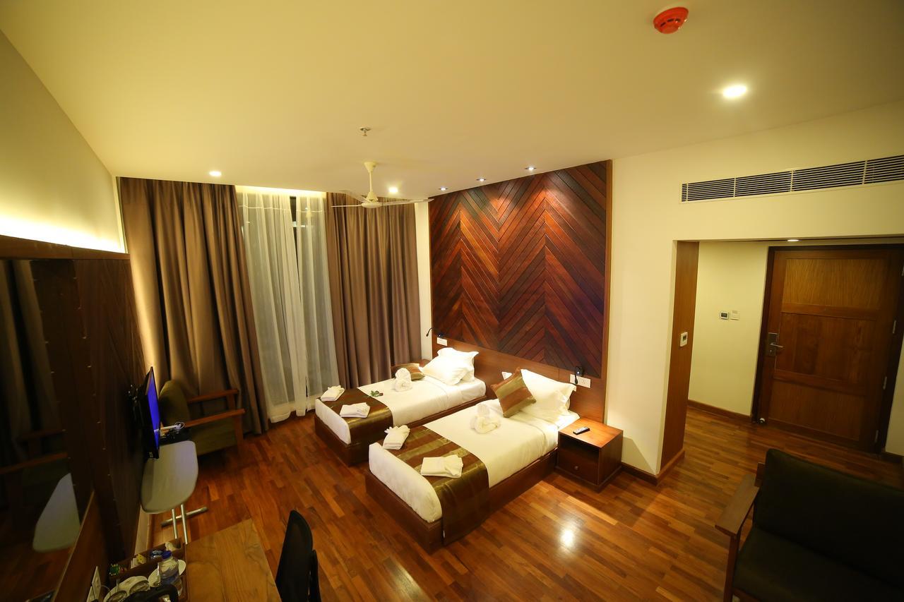 Woodies Bleisure Hotel Kozhikode Εξωτερικό φωτογραφία
